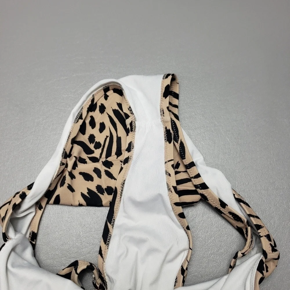 Shade and shore animal print one peice open back bathing suit women's size small